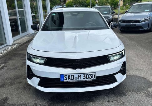 Opel Astra, 2024