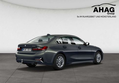 BMW 330, 2021 2