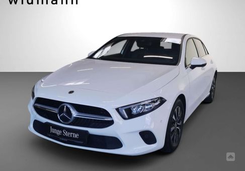 Mercedes-Benz A 180, 2022