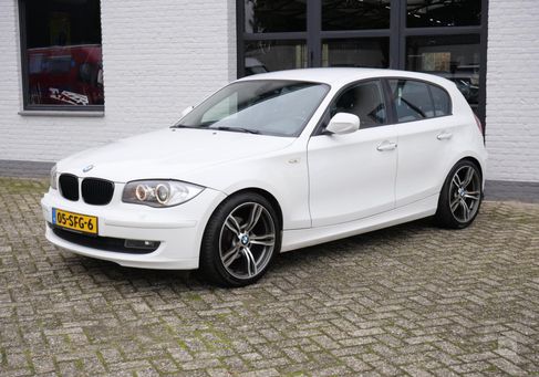 BMW 116, 2011