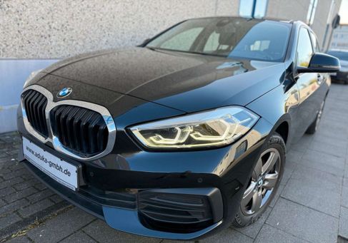 BMW 116, 2021