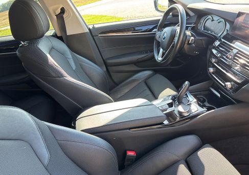 BMW 530, 2019