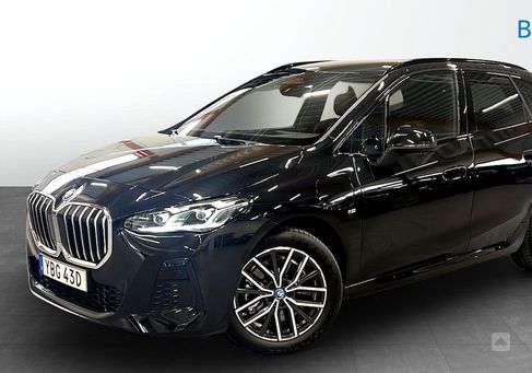 BMW 230, 2024