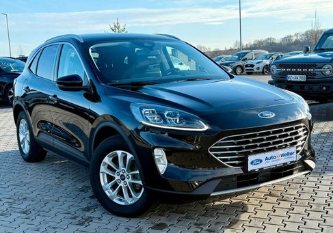 Ford Kuga, 2021