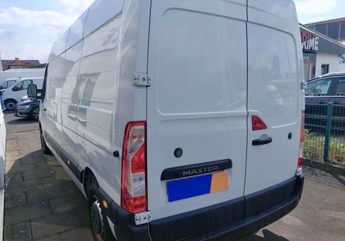 Renault Master, 2023