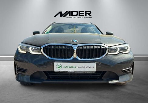 BMW 318, 2020