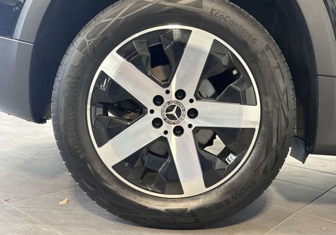 Mercedes-Benz GLB 200, 2021