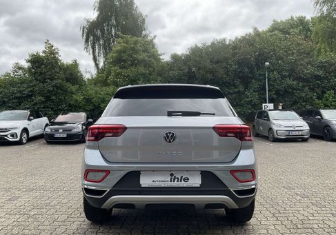 Volkswagen T-Roc, 2024
