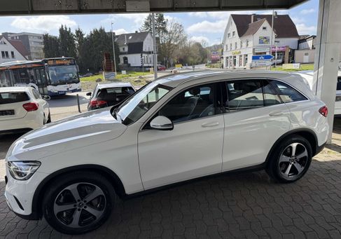 Mercedes-Benz GLC 200, 2020