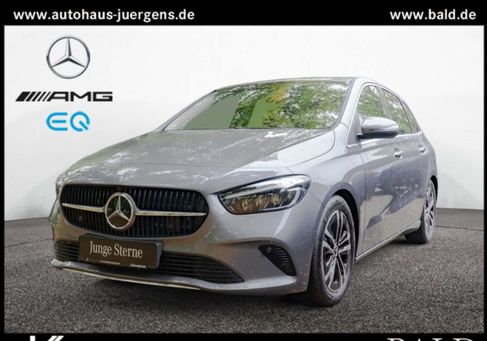 Mercedes-Benz B 180, 2024