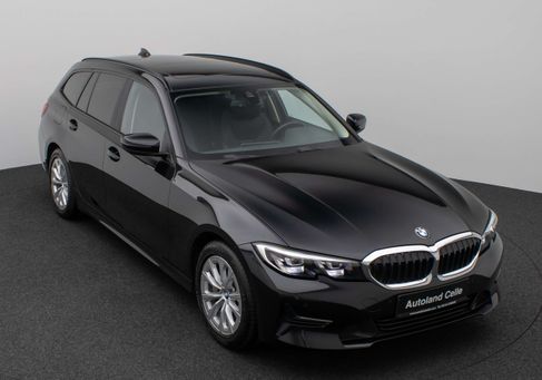 BMW 330, 2020
