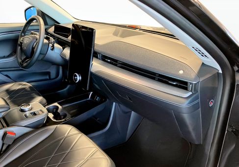 Ford Mustang Mach-E, 2022