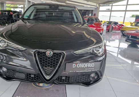 Alfa Romeo Stelvio, 2017