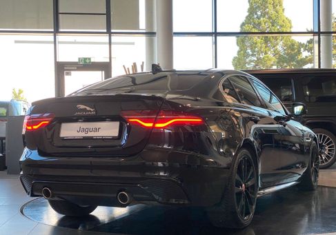 Jaguar XE, 2020