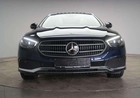 Mercedes-Benz E 300, 2021