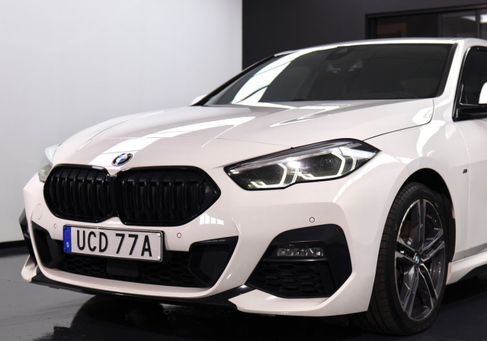 BMW 220, 2021 2