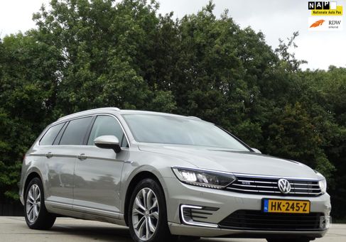 Volkswagen Passat Variant, 2015