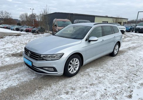 Volkswagen Passat Variant, 2022