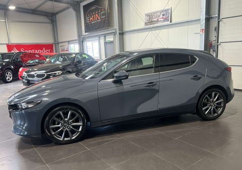 Mazda 3, 2021