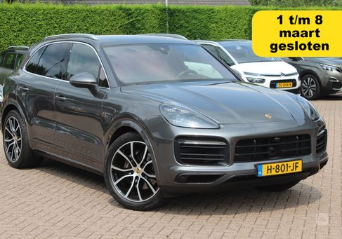 Porsche Cayenne, 2020