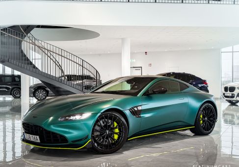 Aston Martin V8 Vantage, 2023