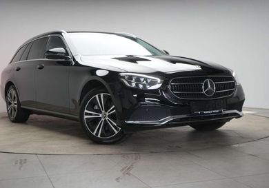 Mercedes-Benz E 300, 2022