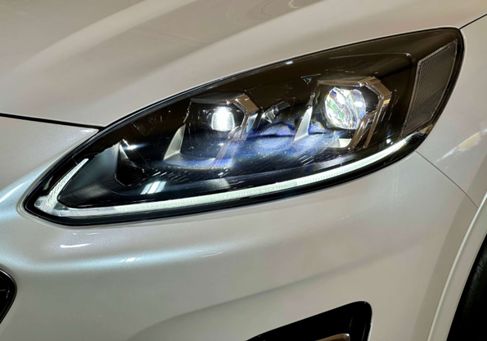 Ford Kuga, 2022