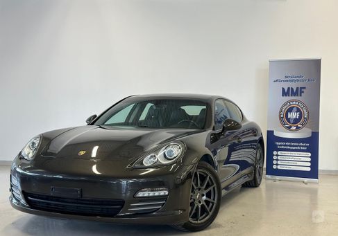 Porsche Panamera, 2012