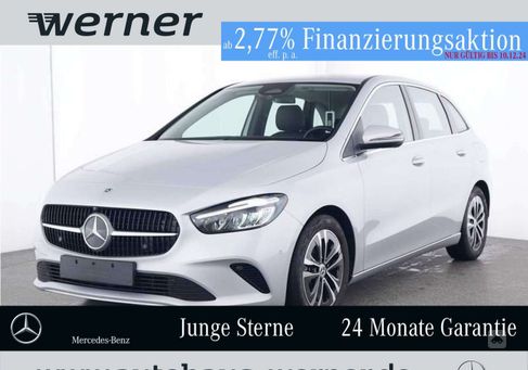 Mercedes-Benz B 180, 2023