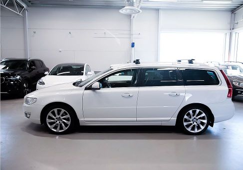 Volvo V70, 2016