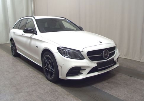 Mercedes-Benz C 300, 2021 3