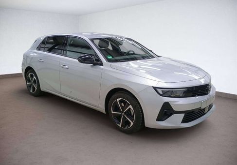 Opel Astra, 2025