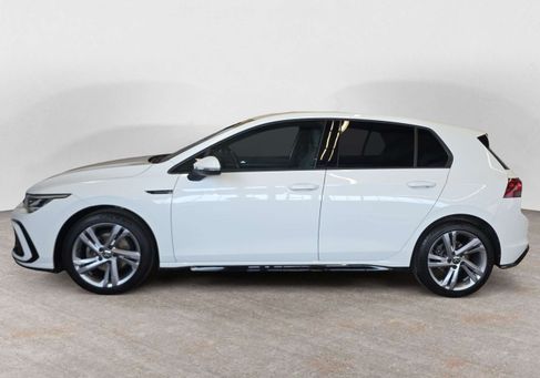 Volkswagen Golf, 2024 3