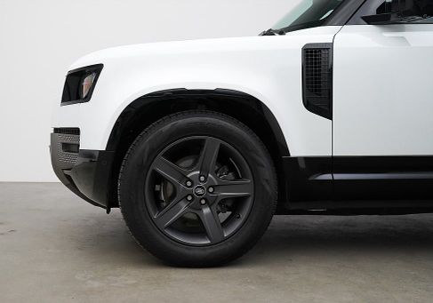 Land Rover Defender, 2023