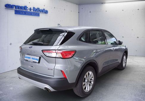 Ford Kuga, 2022