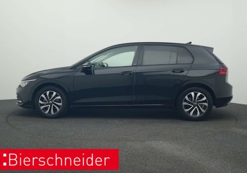 Volkswagen Golf, 2023 3