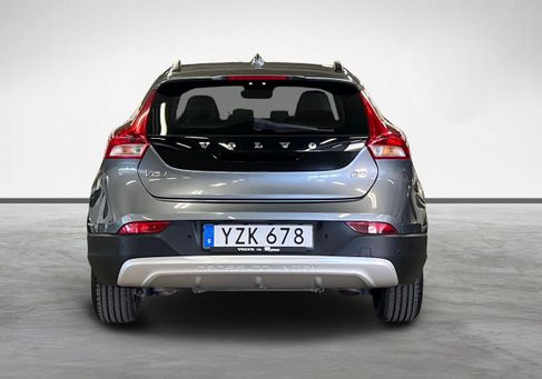 Volvo V40 Cross Country, 2018
