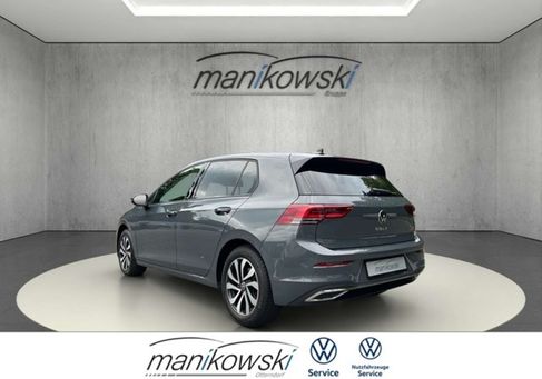 Volkswagen Golf, 2023 3