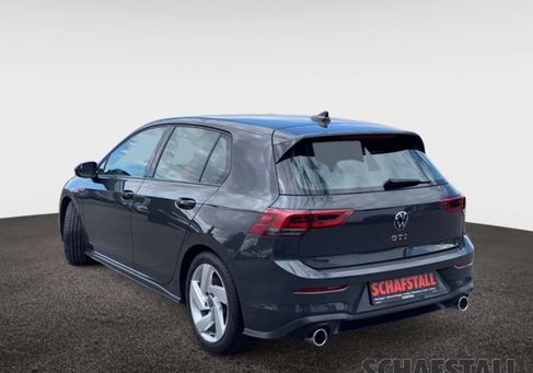 Volkswagen Golf, 2022 3