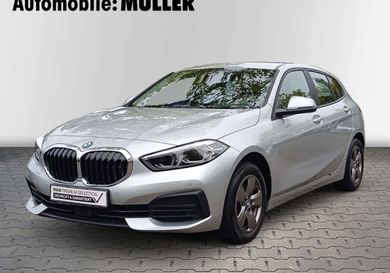 BMW 118, 2021