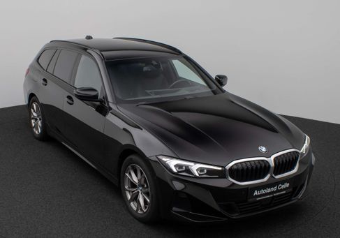 BMW 320, 2023 3