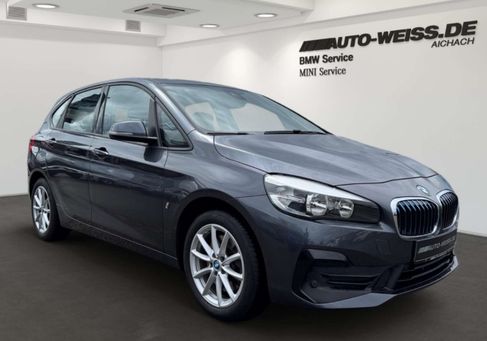 BMW 225, 2019