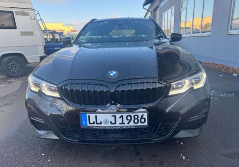 BMW 330, 2019