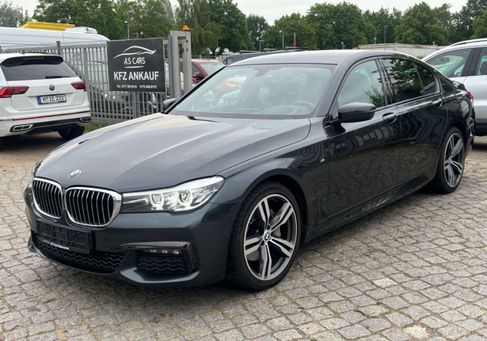 BMW 730, 2018