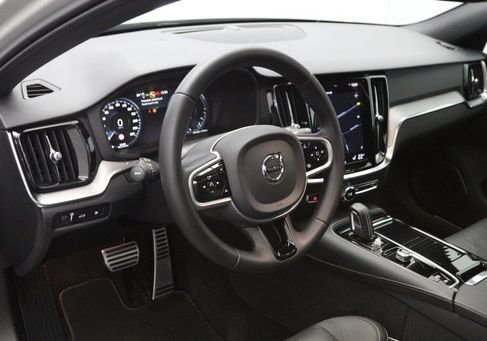 Volvo V60, 2021 2