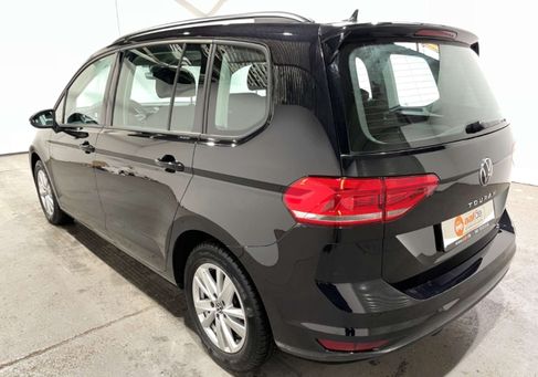Volkswagen Touran, 2023 2
