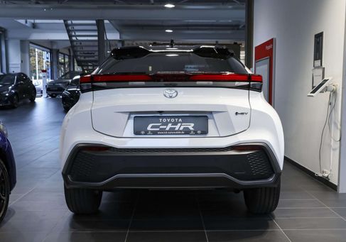 Toyota C-HR, 2024