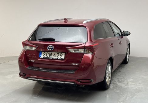 Toyota Auris Touring Sports, 2017