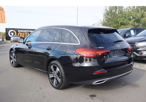 Mercedes-Benz C 300, 2023 2