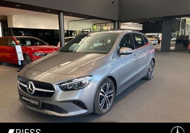 Mercedes-Benz B 200, 2025